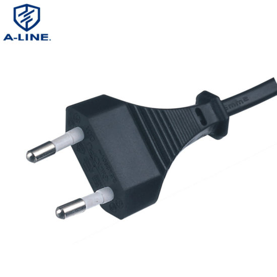AC nap&aacute;jec&iacute; kabel s 303 sp&iacute;načem a drž&aacute;kem E14 schv&aacute;len&yacute; VDE